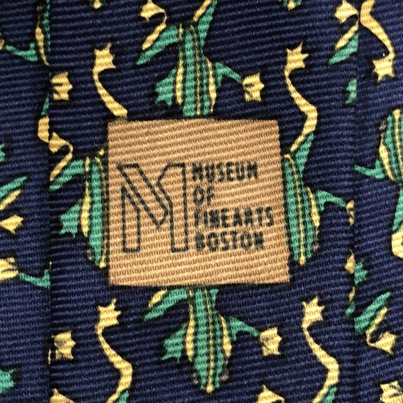 Museum of Fine Arts tie - Picture 5 of 5